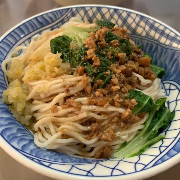 台南北區徐家酸菜麵店乾麵