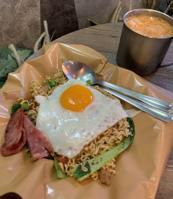 [台北永和] 北蘭阿姨商行。嘎拋豬炒泡麵