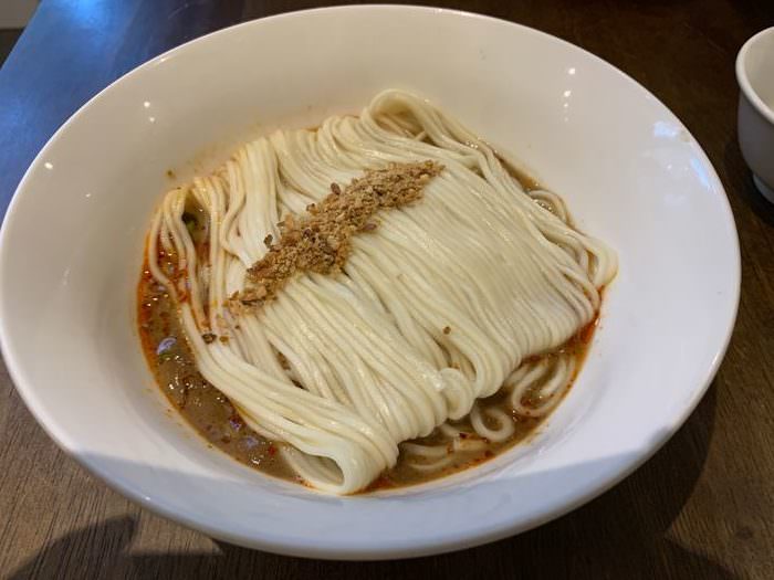 [中永和美食] 五草車中華麵食館永和店。川味擔擔麵