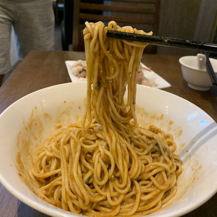 [中永和美食] 五草車中華麵食館永和店。擔擔麵