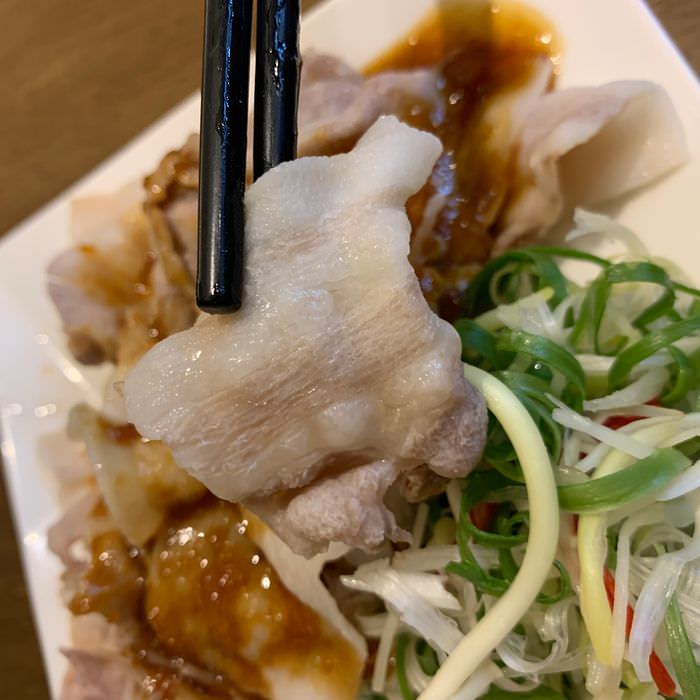 [中永和美食] 五草車中華麵食館永和店。蒜泥白肉片