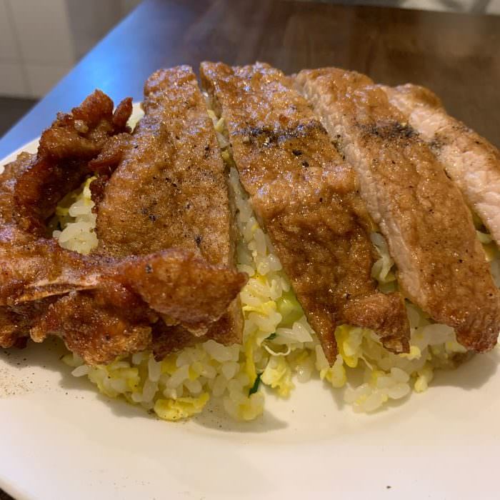 [中永和美食] 五草車中華麵食館永和店。排骨蛋炒飯