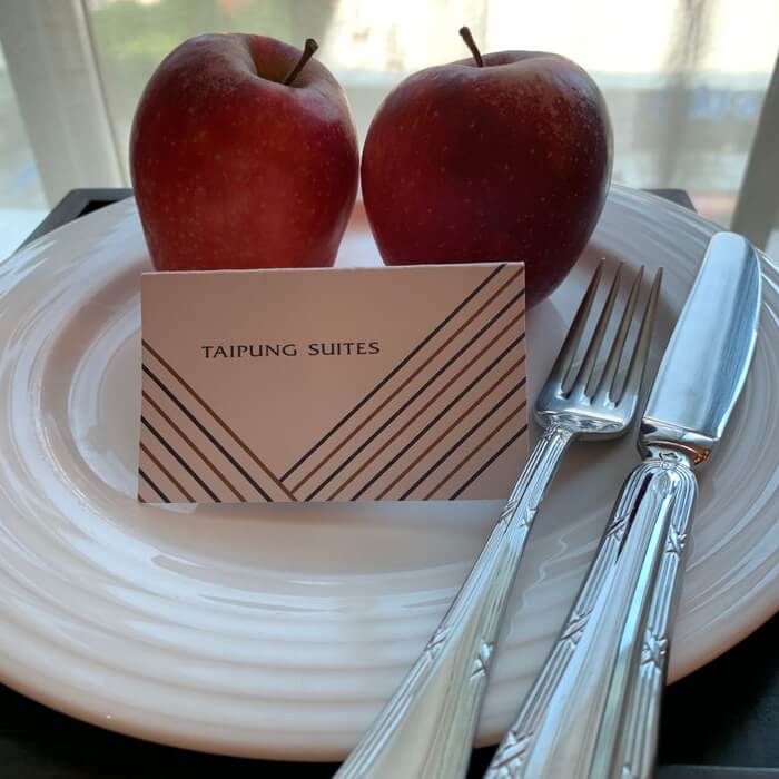 [台南安平住宿]臺邦商旅。商務商人房迎賓水果