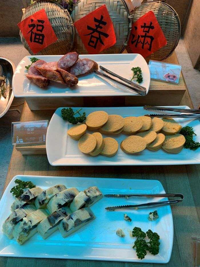 [台南安平住宿]臺邦商旅。早餐香腸、魚卵、三色蛋