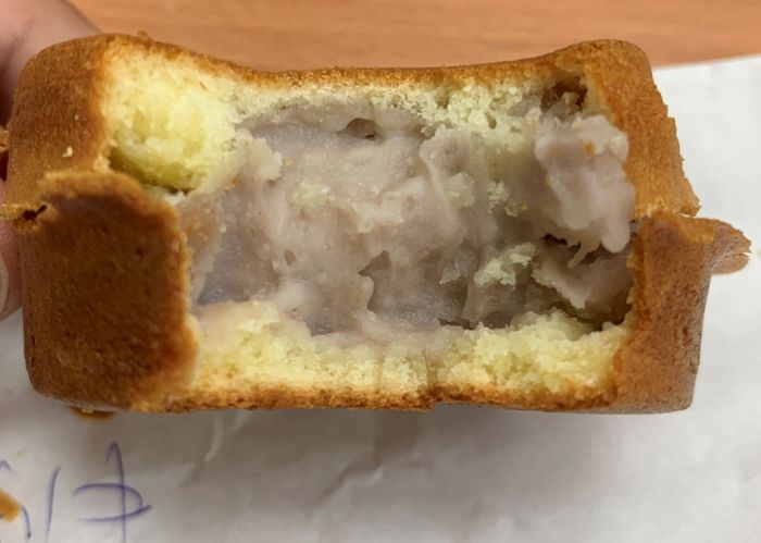 路易獅紅豆車輪餅。竹科下午茶推薦光復路美食。 - 第9張圖 路易獅紅豆餅。芋見幸福