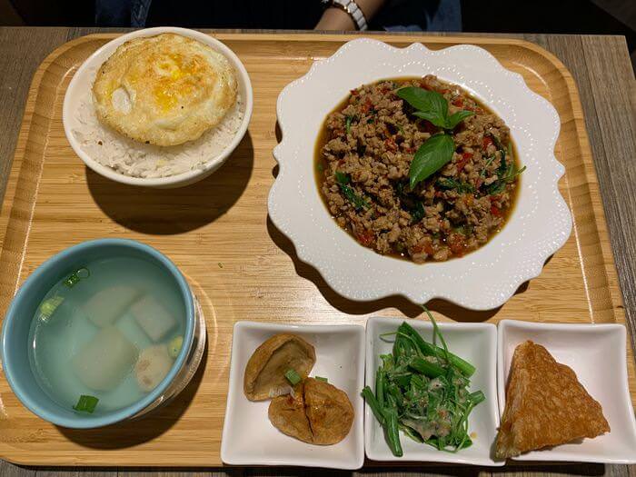 505THAI泰式定食/新竹竹北泰式異國料理/有合菜也有套餐/竹北中正東路泰國菜推薦 - 第11張圖 新竹竹北泰式異國料理/505THAI泰式定食/打拋豬定食