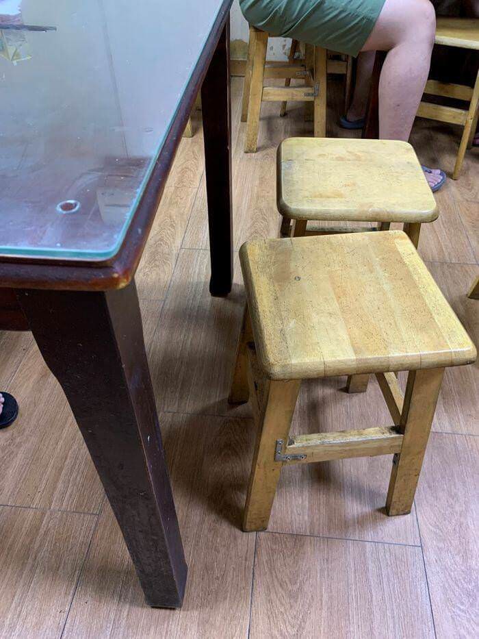 新竹阿婆早餐麵店/十八尖山新竹高中附近美食早餐午餐推薦/美味的背後藏著令人動容的堅毅故事/座位