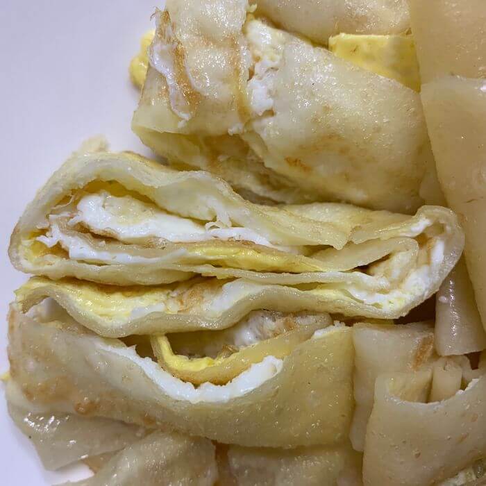 新竹阿婆早餐麵店/十八尖山新竹高中附近美食早餐午餐推薦/美味的背後藏著令人動容的堅毅故事/蛋餅egg cake