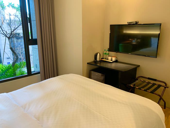 KUN HOTEL/台中逢甲住宿推薦/夜市附近高CP值飯店/走路5分鐘到夜市 - 第16張圖 台中逢甲住宿推薦/KUN HOTEL/夜市附近高CP值飯店/走路5分鐘到夜市/面對電視 國際牌電視