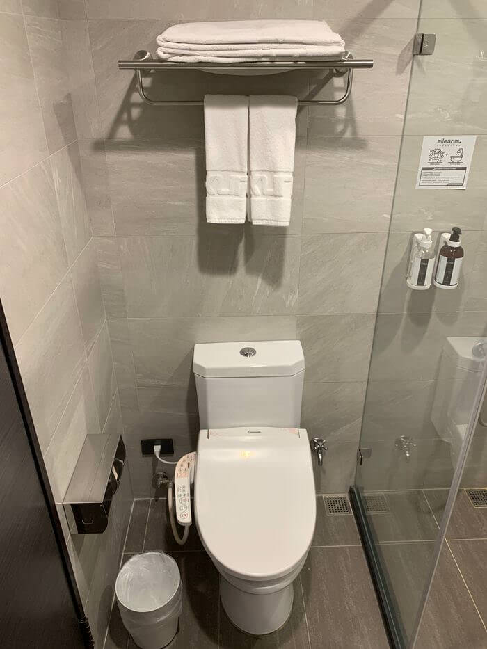 KUN HOTEL/台中逢甲住宿推薦/夜市附近高CP值飯店/走路5分鐘到夜市 - 第27張圖 KUN HOTEL/台中逢甲住宿推薦/夜市附近高CP值飯店/走路5分鐘到夜市