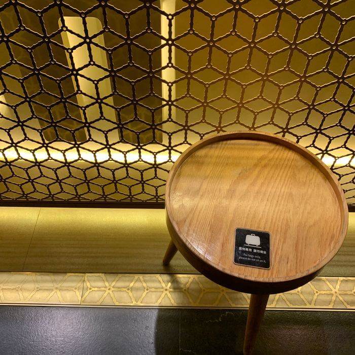 台南東區住宿/老爺行旅The Place Tainan/台南住宿飯店酒店推薦/設計風格結合在地元素飯店窗格花紋