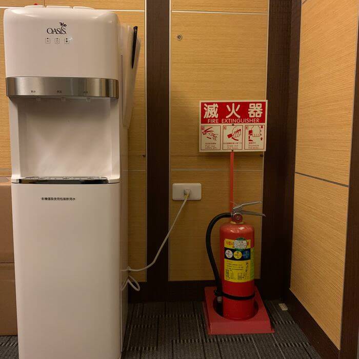 雲林斗六住宿推薦/緻麗伯爵酒店/飲水機