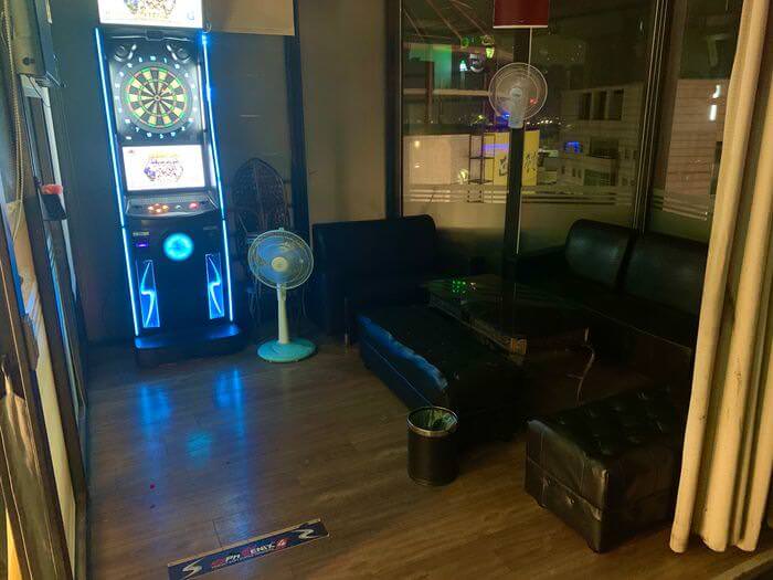 雲林斗六住宿推薦/緻麗伯爵酒店/飛鏢機包廂