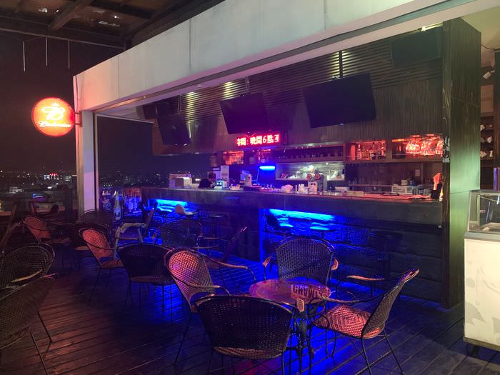 雲林斗六住宿推薦/緻麗伯爵酒店/星空酒吧