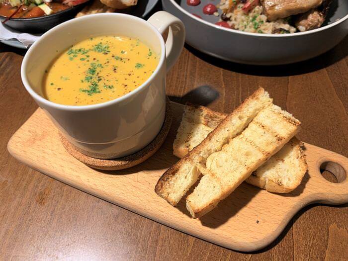 二十四分之一早午餐/新竹竹北早午餐推薦/戰斧豬排和各種剛出爐的麵包 - 第22張圖 新竹竹北早午餐推薦/二十四分之一早午餐手作麵包/主廚例湯/南瓜濃湯