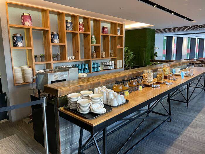 捷絲旅宜蘭礁溪館/溫泉親子飯店推薦/男女裸湯+戶外風呂SPA/礁溪兩天一夜怎麼玩/點心吧