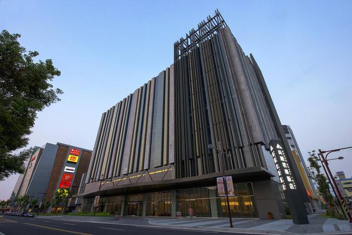 2021苗栗竹南頭份住宿/精選4間竹南頭份住宿推薦/苗栗旅遊飯店選擇/尚順君樂飯店、尚順育樂天地住宿