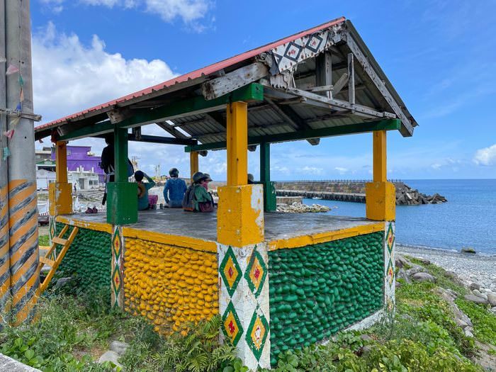 蘭嶼巴漾民宿/蘭嶼無敵海景房住宿推薦2021/靠近碼頭/電話地址/環島拍照景點 - 第56張圖 蘭嶼巴漾民宿/蘭嶼無敵海景房住宿推薦2021/靠近碼頭/電話地址/環島拍照景點/彩色發呆亭