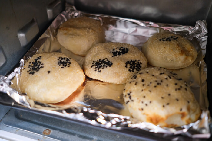 [宅配美食] 丞祖胡椒餅。新竹城隍廟經典必吃小吃，在網路上也可以網購宅配啦!