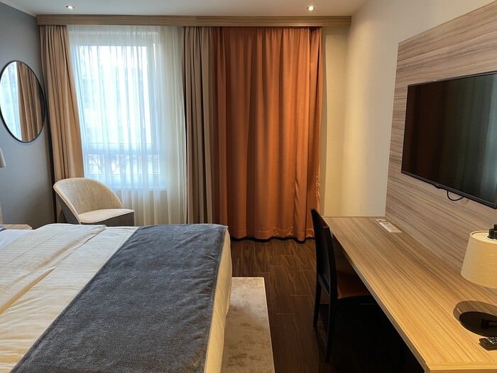[奧捷自助] 維也納Star inn Hotel Premium。維也納中央車站走路5分鐘住宿推薦。double room