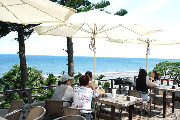 [蘇澳海景咖啡廳] 笑ㄟ咖啡。宜蘭東海岸海景咖啡廳推薦。露天座位+好吃PIZZA。景觀座位
