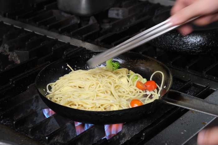 [新竹美食] Cibo義麵。東門市場用料實在義大利麵，油封鴨腿好吃!炒麵